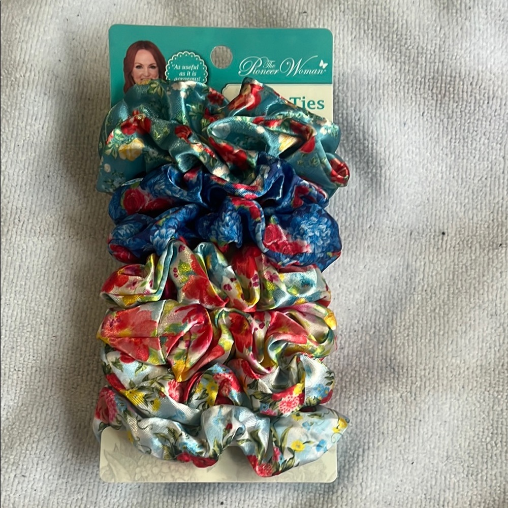 The Pioneer Woman Vibrant Floral Scrunchies - Blue, Red, Yellow